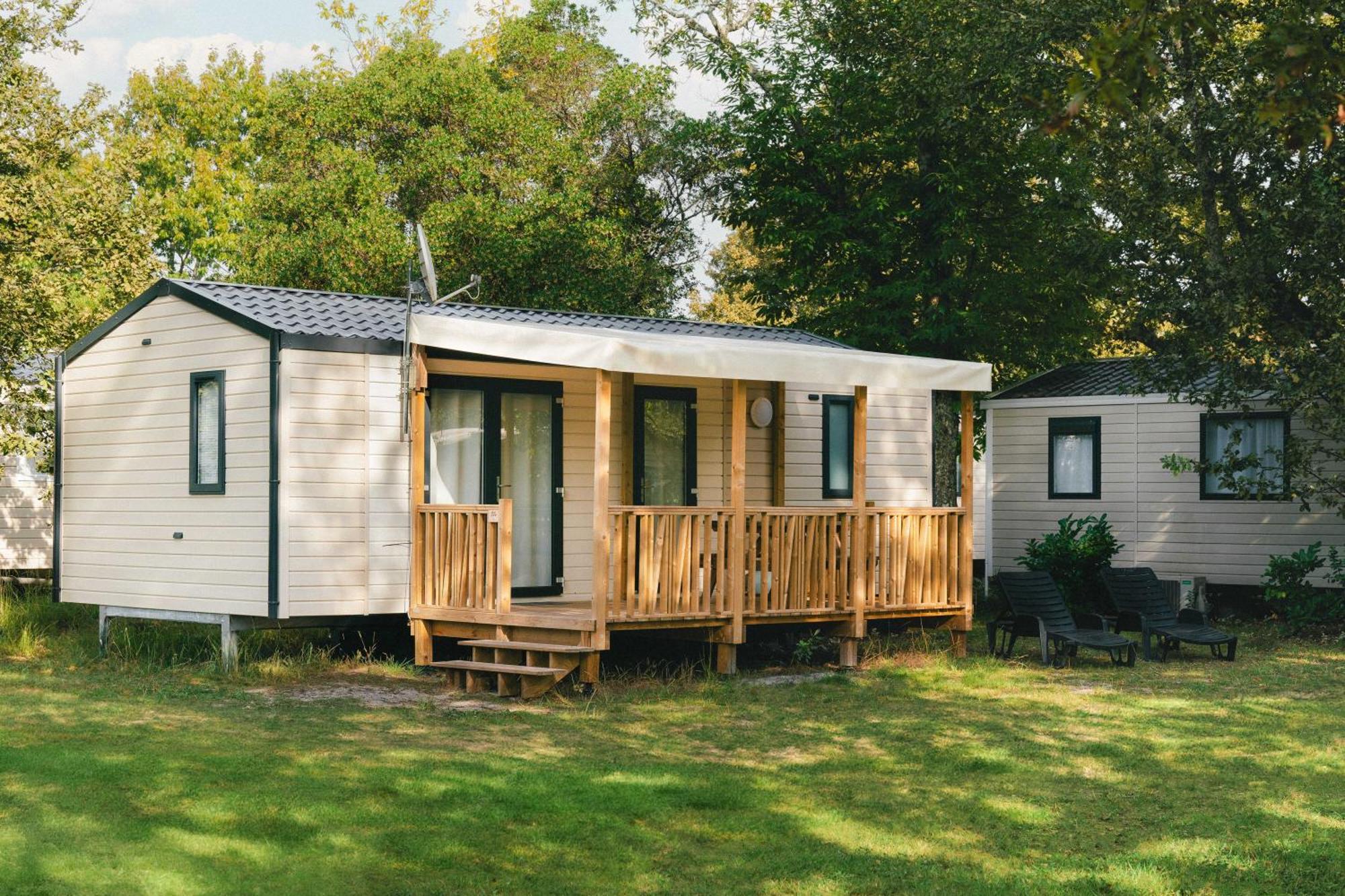 Camping Lou Broustaricq Сангине Стая снимка