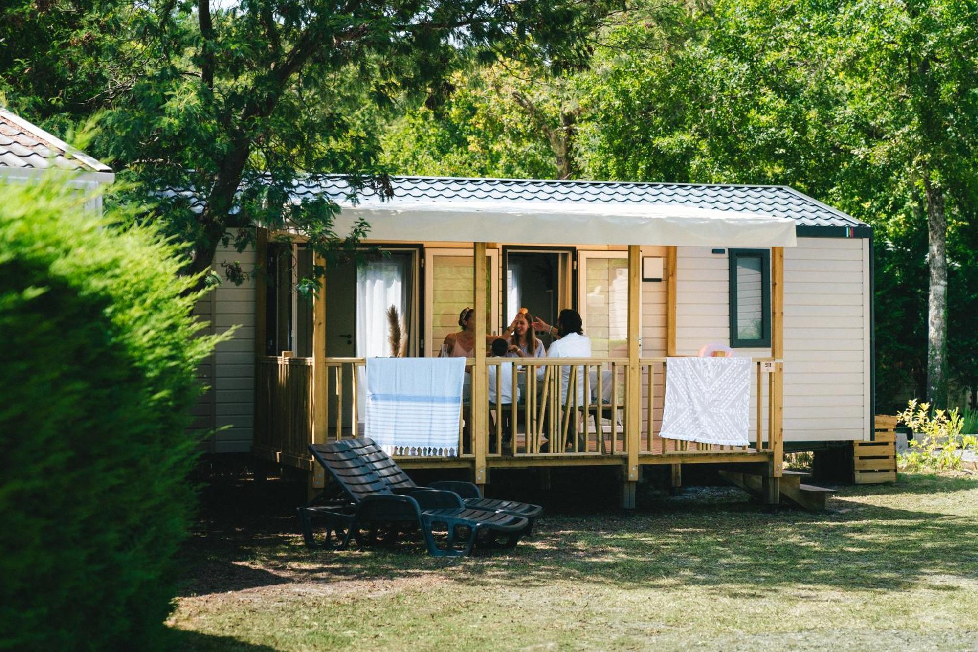 Camping Lou Broustaricq Сангине Стая снимка